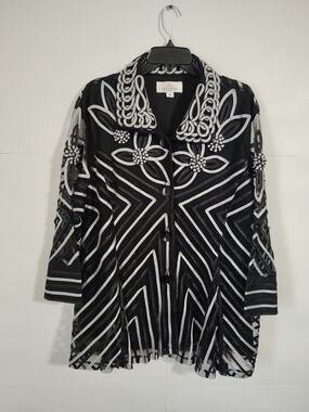 Black & White Embroidered Button-Front Womens Top And Skirt Set